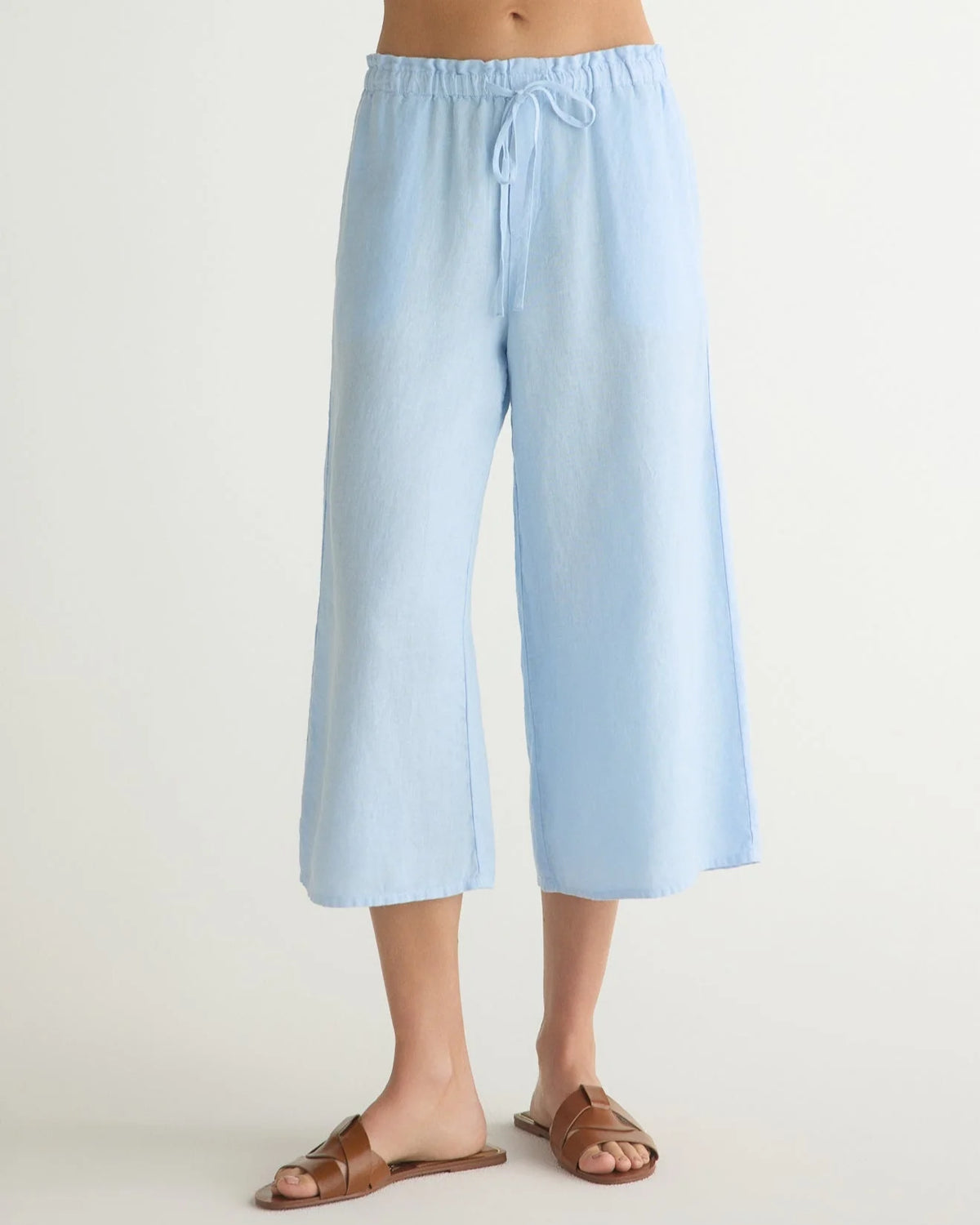 BD Ruffle Waist Wide Leg Crop