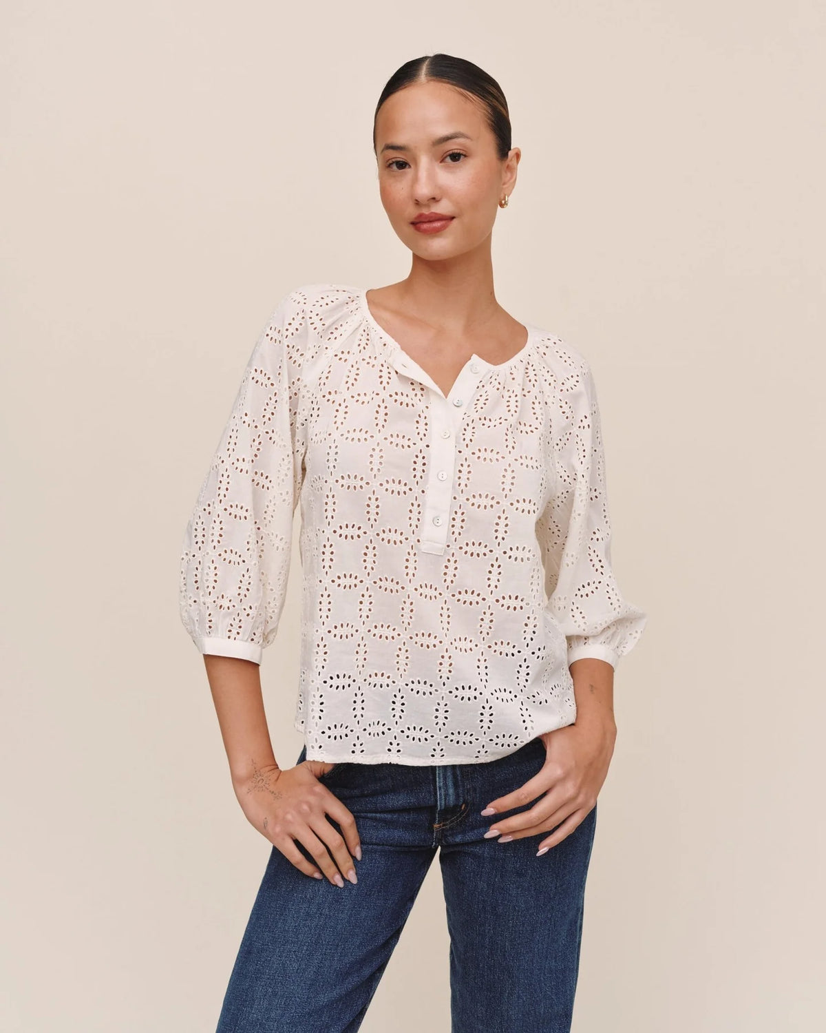 BD Ivory Pullover