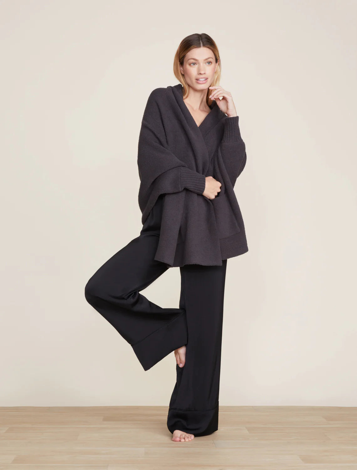 Barefoot Dreams CC Blanket Wrap – Perri Berri Boutique Barefoot Dreams CC Blanket Wrap – Perri Berri Boutique