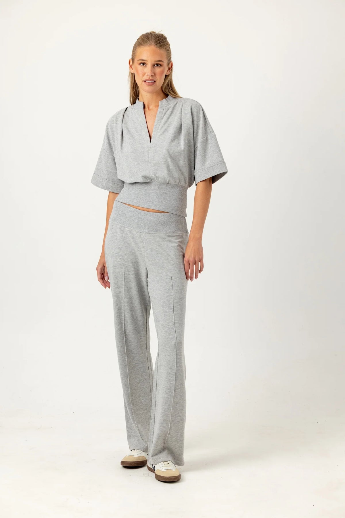 Sundays Brynn Pullover Gray