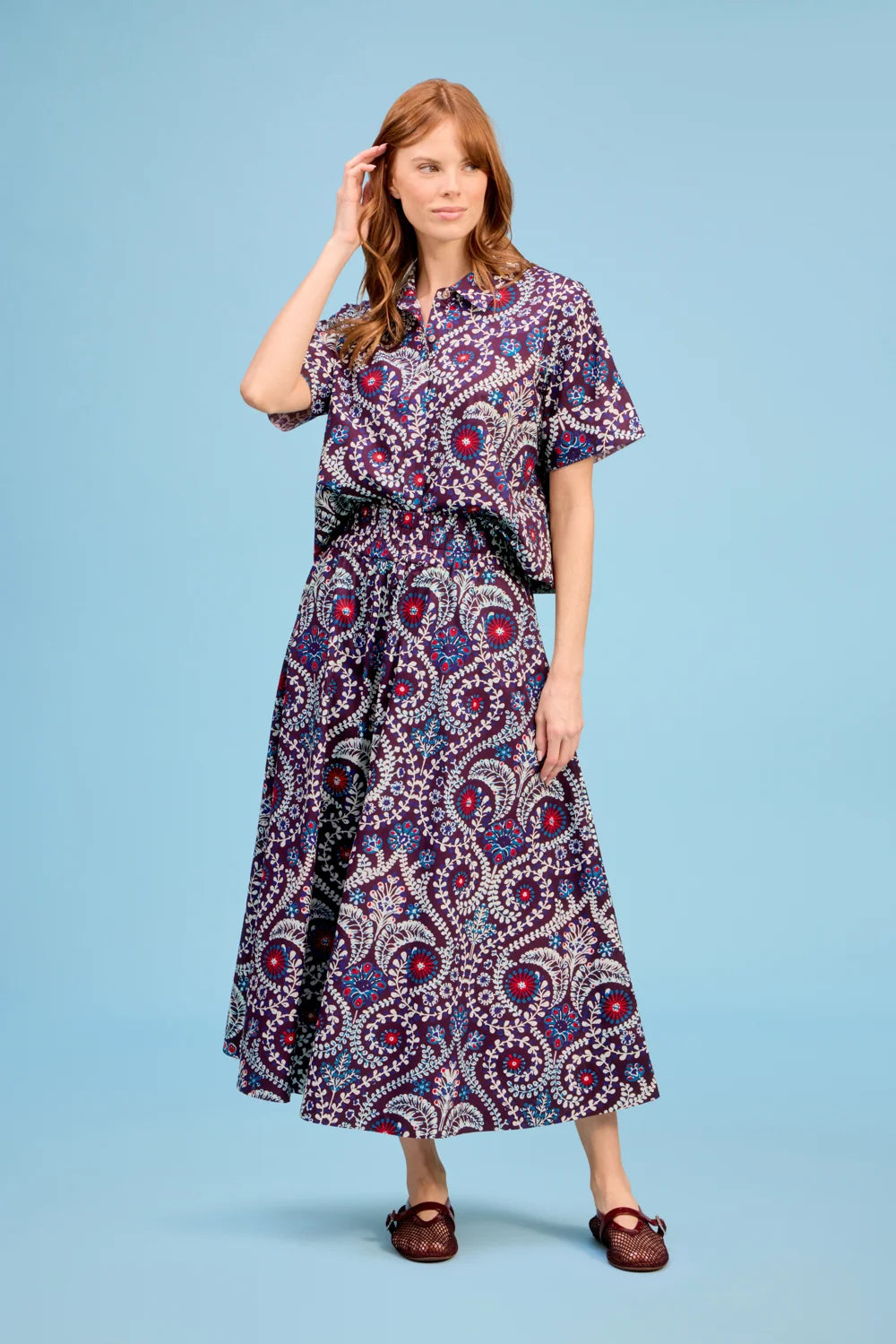Livro Pavilion Skirt Scroll
