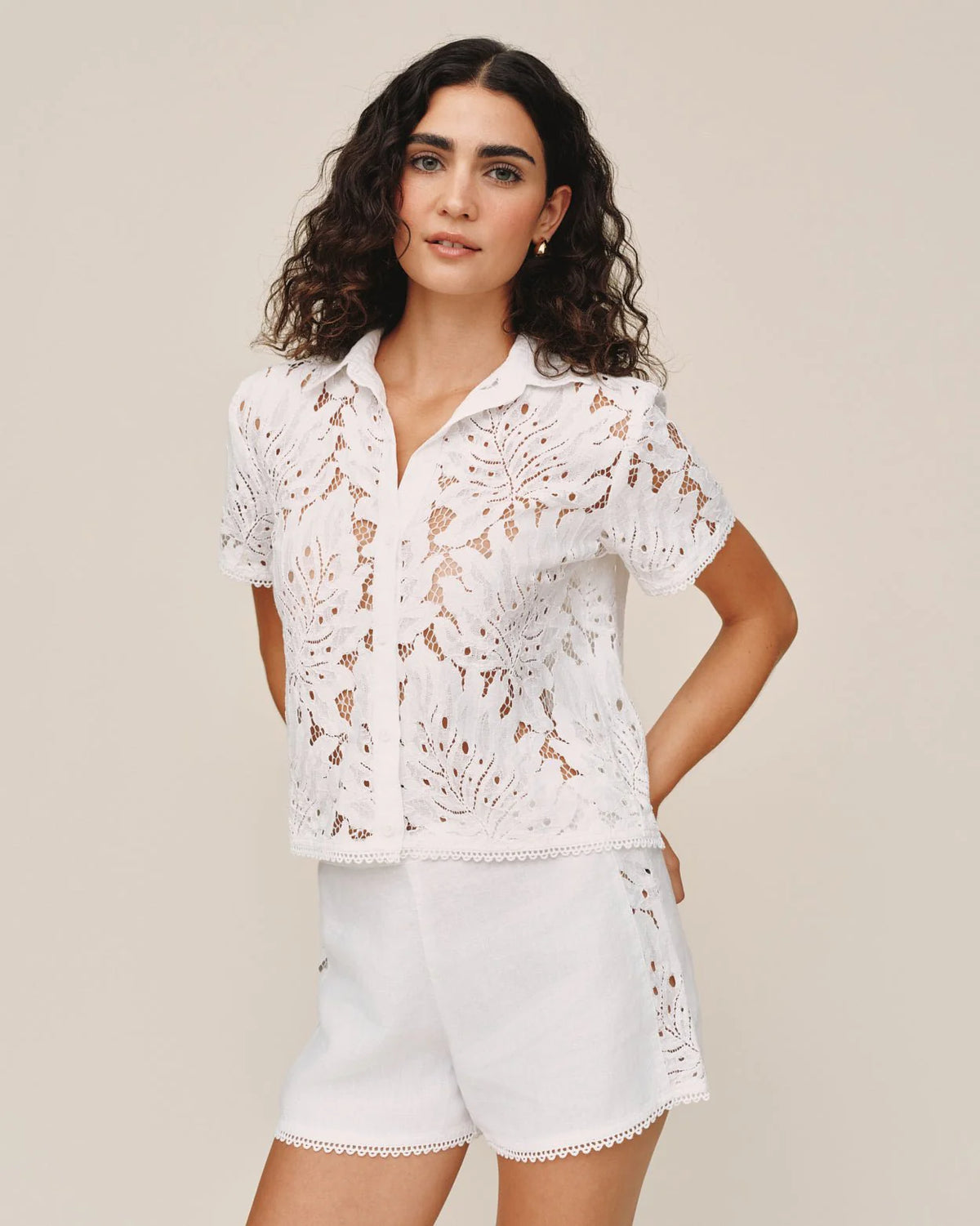 BD SS Contrast Button Down