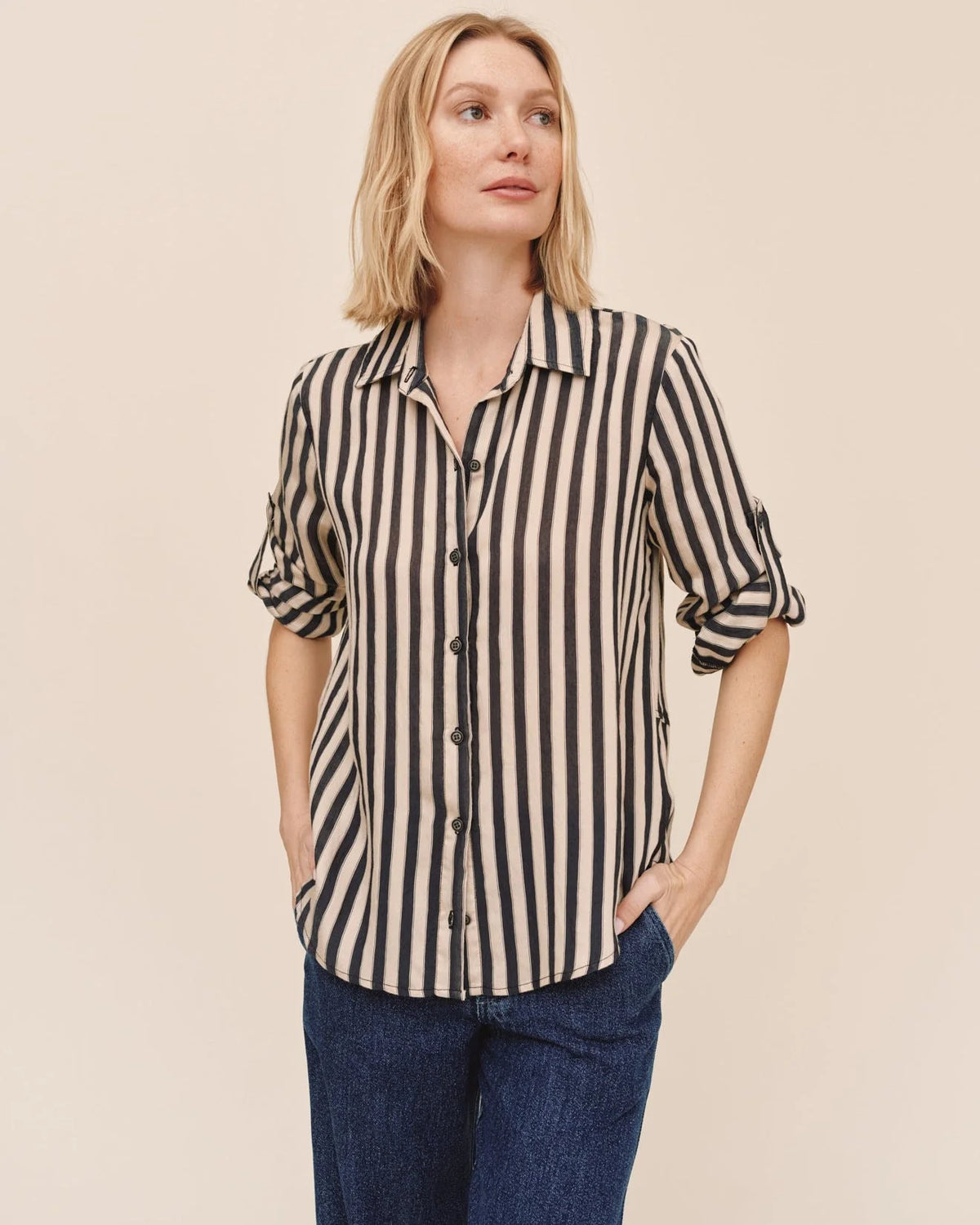BD Split Back Button Down Ecru Stripe